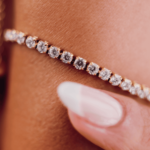 Tennis bracelet 